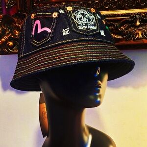Evisu Multi-color Seagull Print Multi-Pockets Denim Bucket Hat NWT w Bag